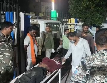 चौपारण में रफ्तार का कहर: तेज़ रफ्तार ट्रक ने नींबू विक्रेता को कुचला, मौके पर दर्दनाक मौत