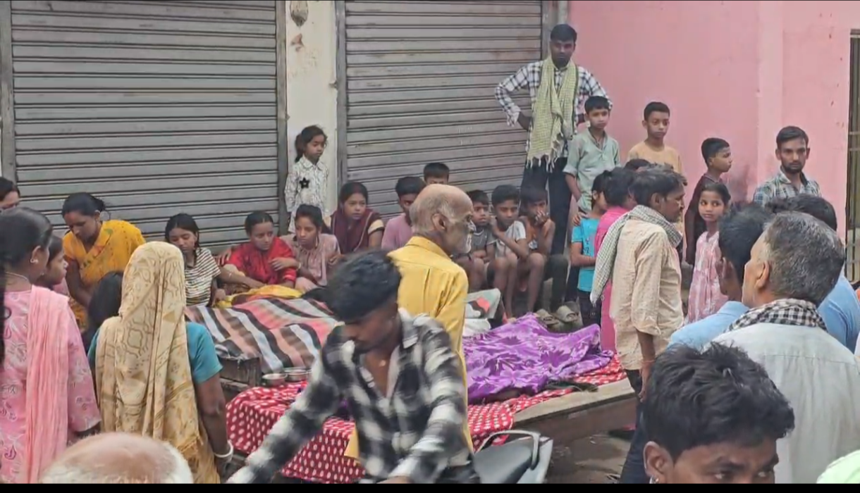 सेप्टिक टैंक बना मौत का कुआं!